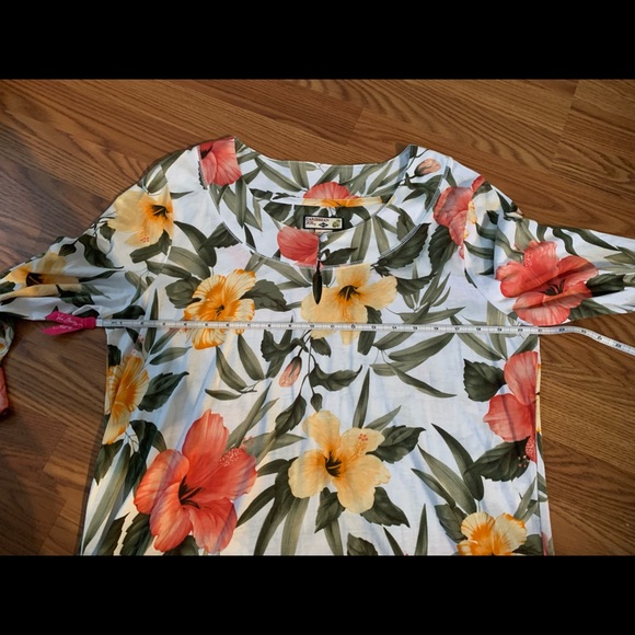 Caribbean Joe Floral Top. Size XL - Picture 7 of 7